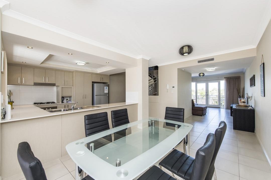 Discount  85  Off  Serenity Spacious Serviced Townhouse Melbourne